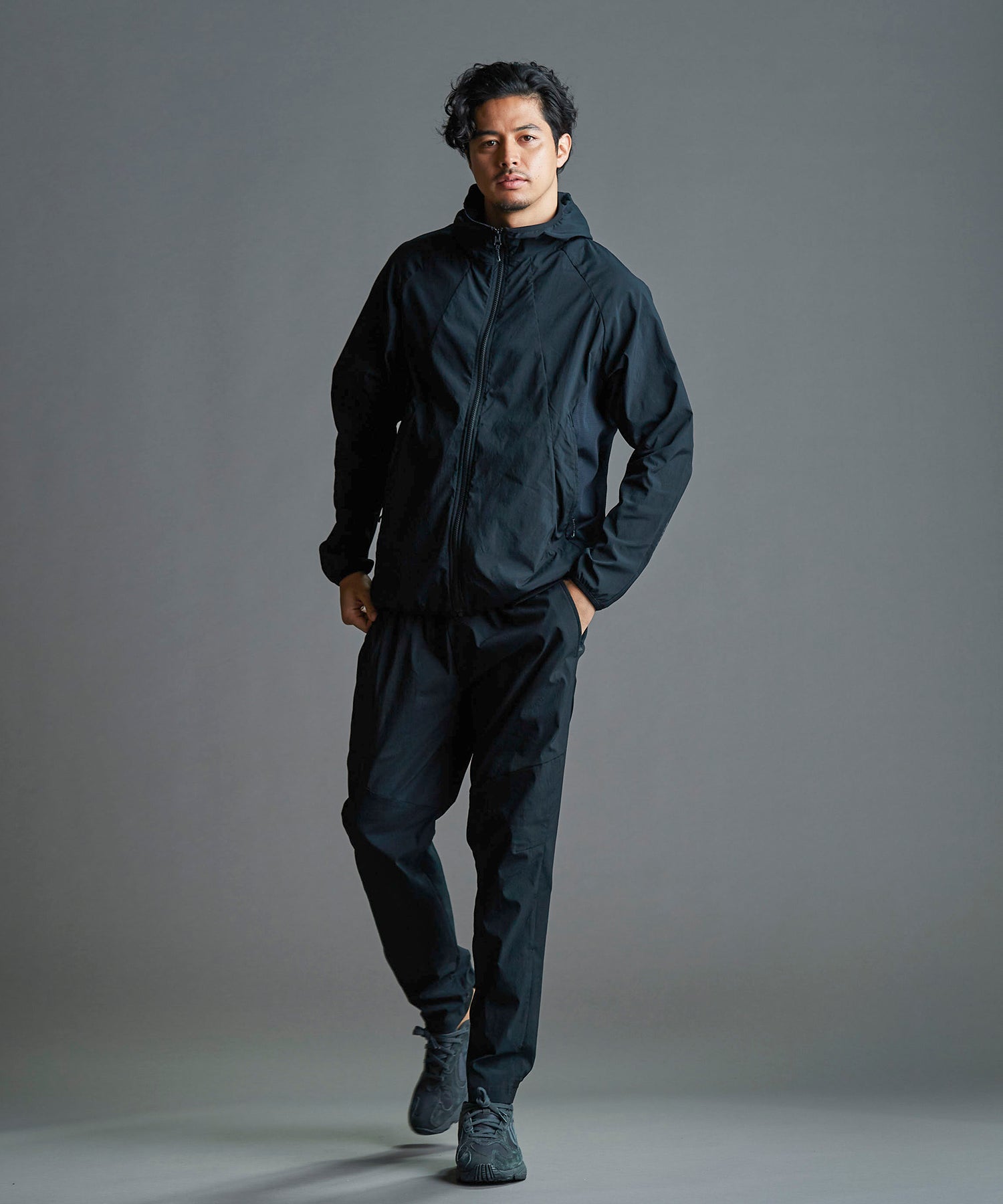 STRETCH WOVEN JACKET