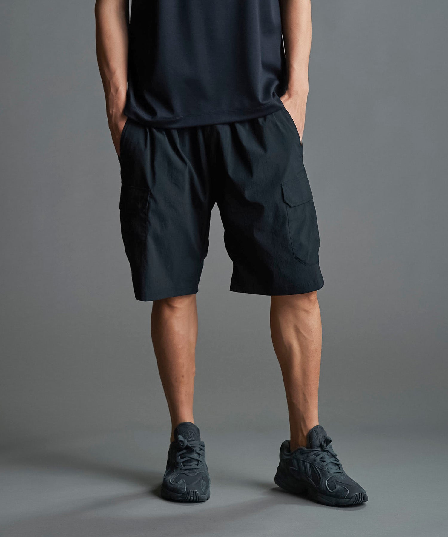 WOVEN CARGO SHORTS