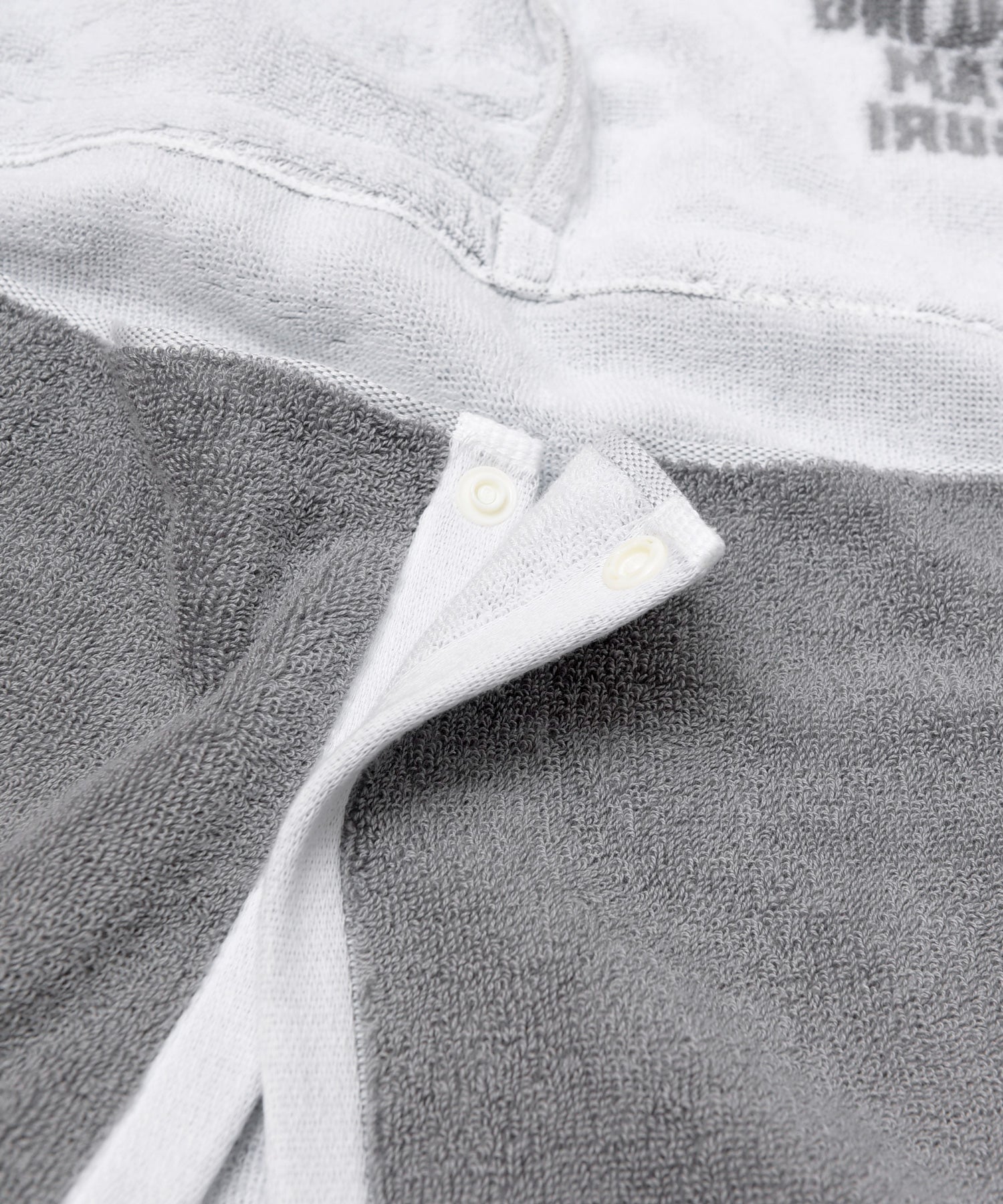 ARTA HOODED TOWEL