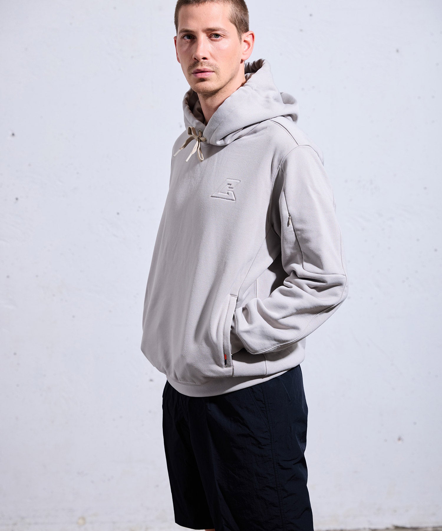 ARTA CVSTOS SWEAT À CAPUCHE