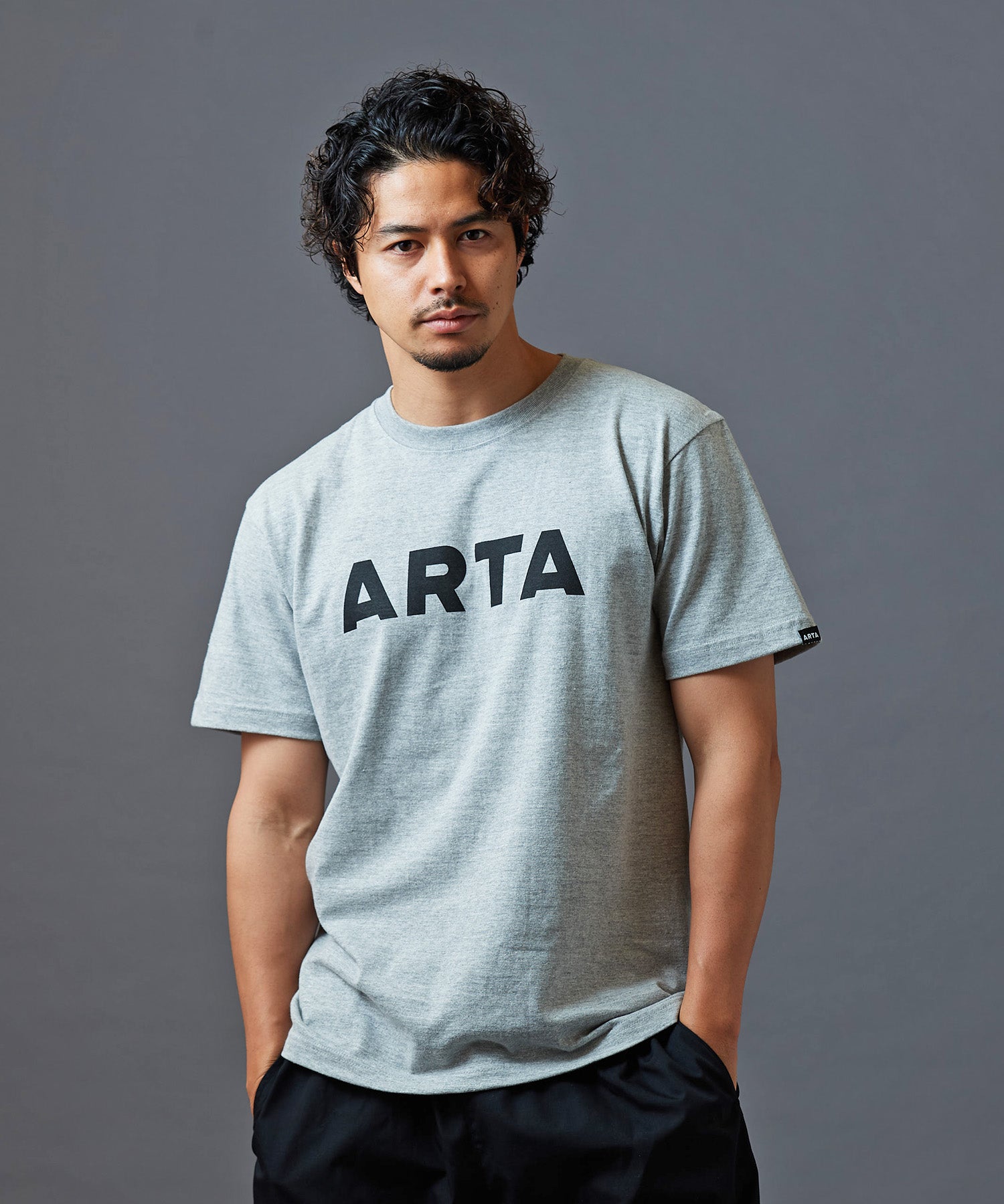 T-SHIRT À LOGO