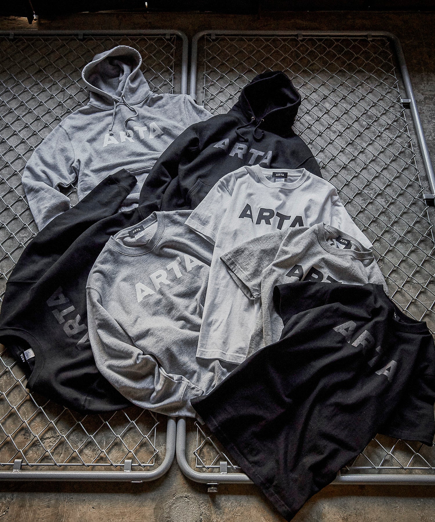 LOGO SWEAT SHIRT