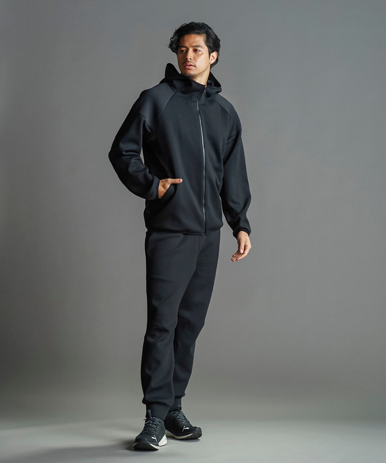 Sweat à capuche zippé en tricot air