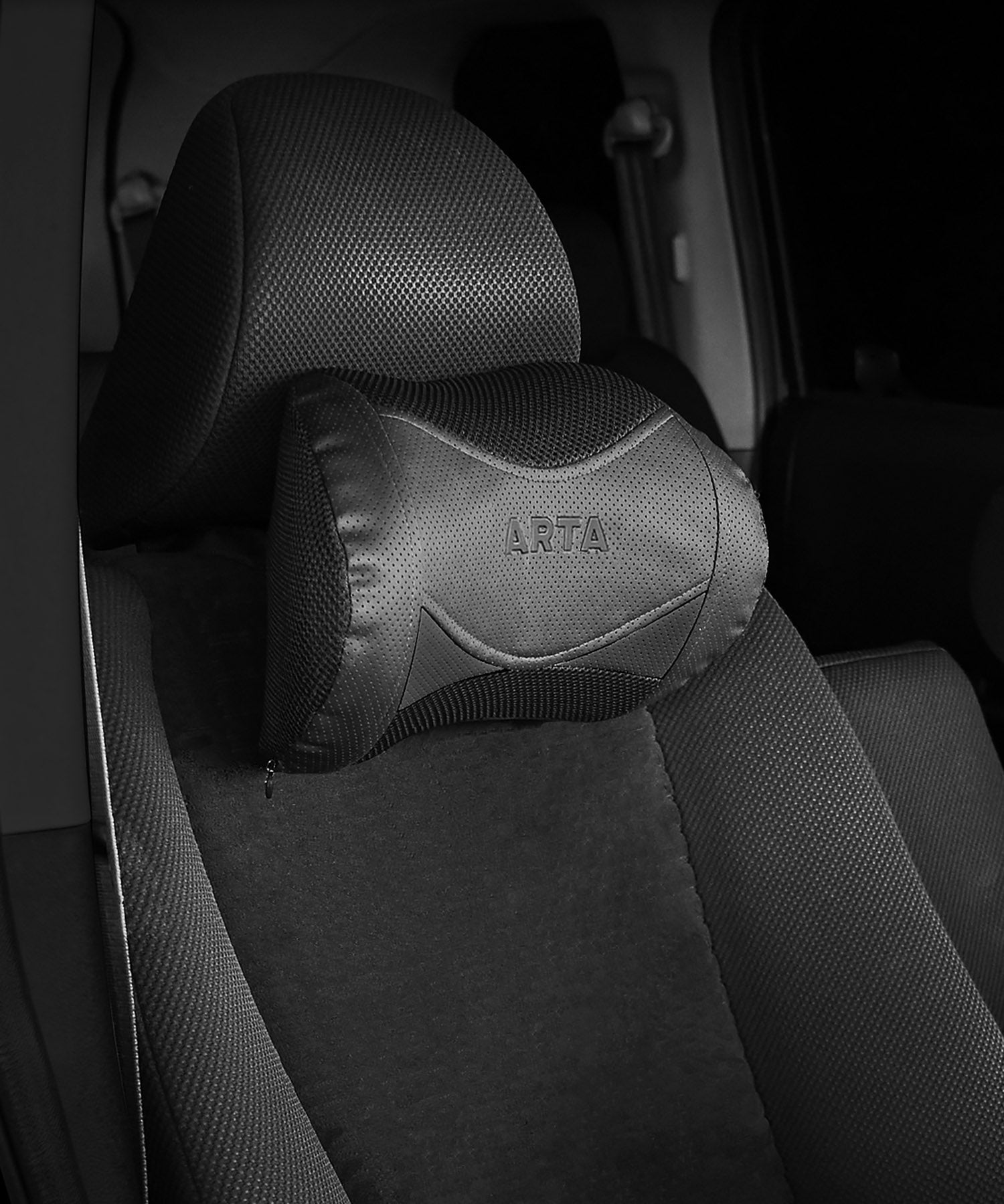 DOARAT ロゴクッション 赤 黒セットused NECK ASSIST CUSHION | ARTA公式オンラインショップ