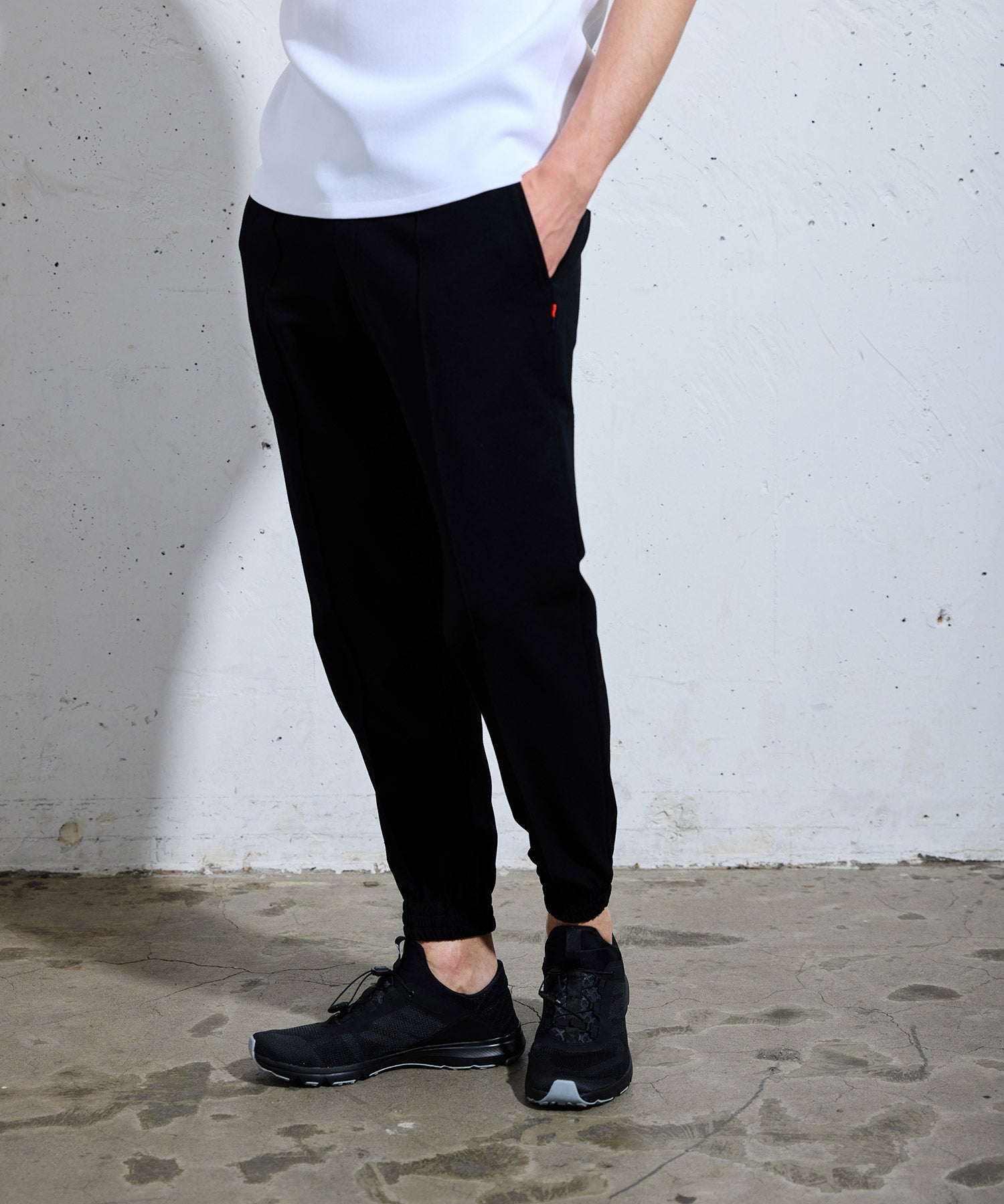 ARTA CVSTOS TECH KNIT STRETCH PANTS