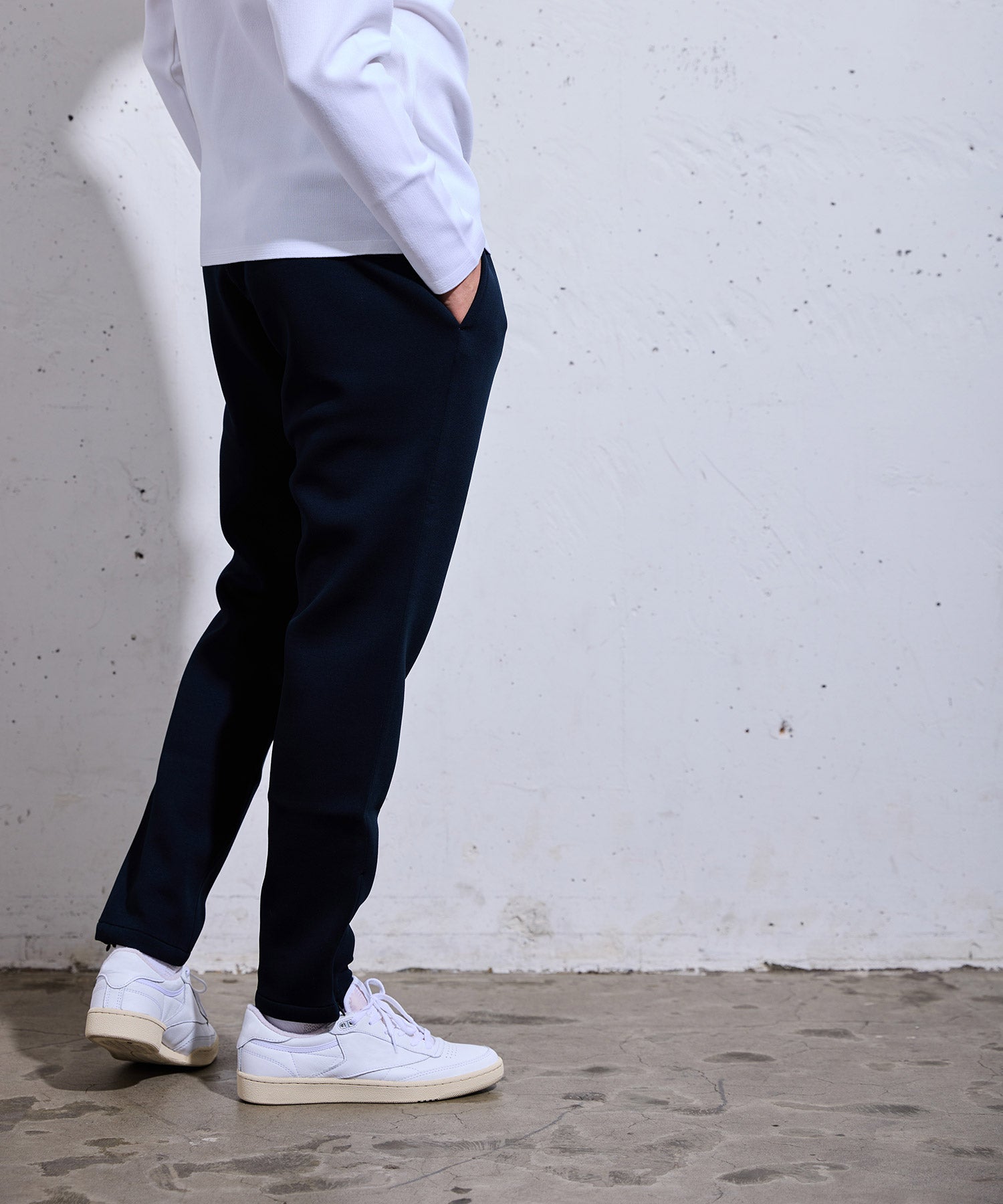 ARTA CVSTOS TECH Pantalons en tricot air
