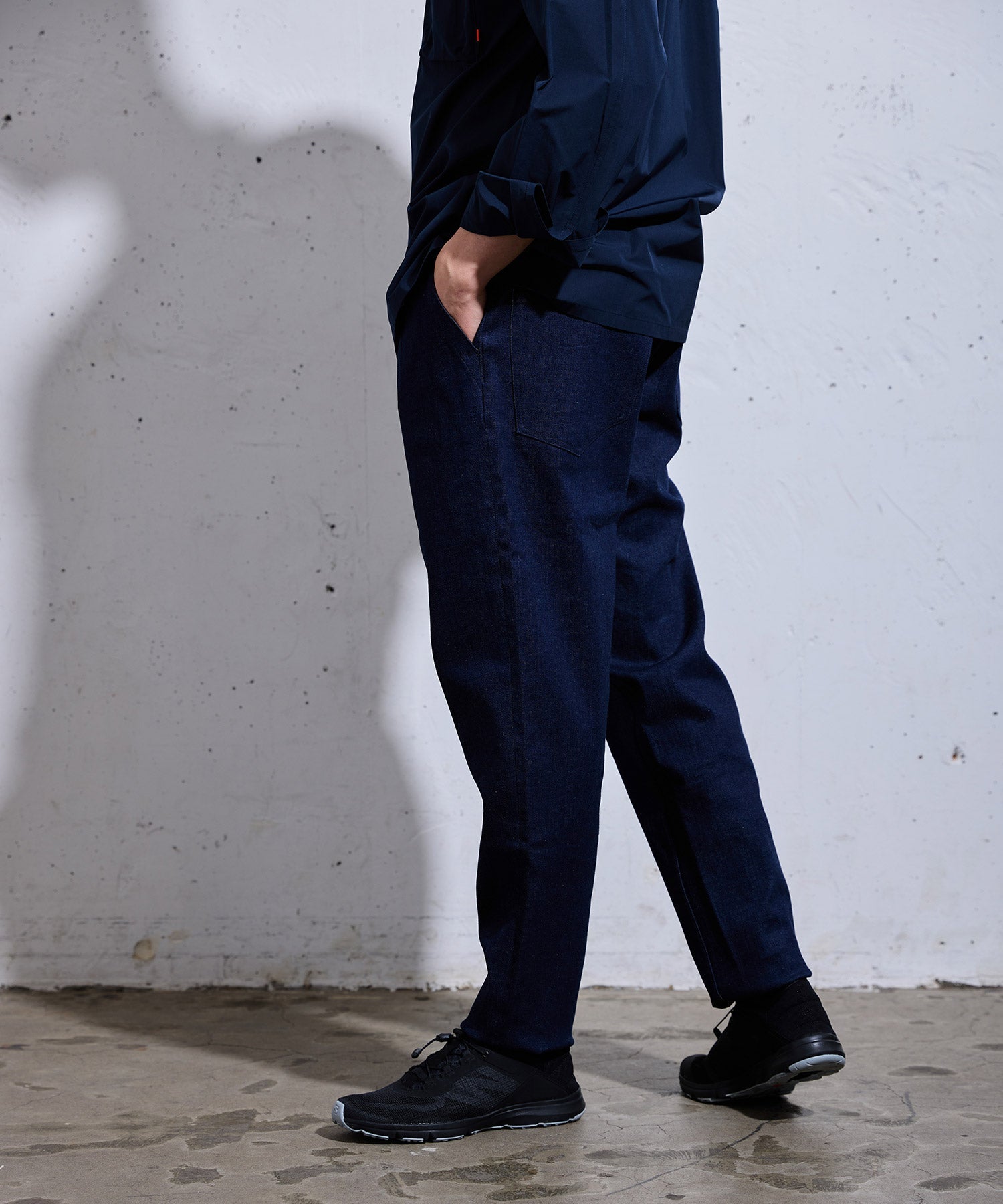 ARTA CVSTOS PANTALONS EASY EN DENIM STRECH