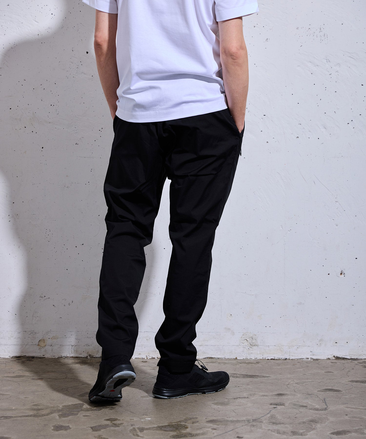 ARTA CVSTOS Pantalons effilés stretch