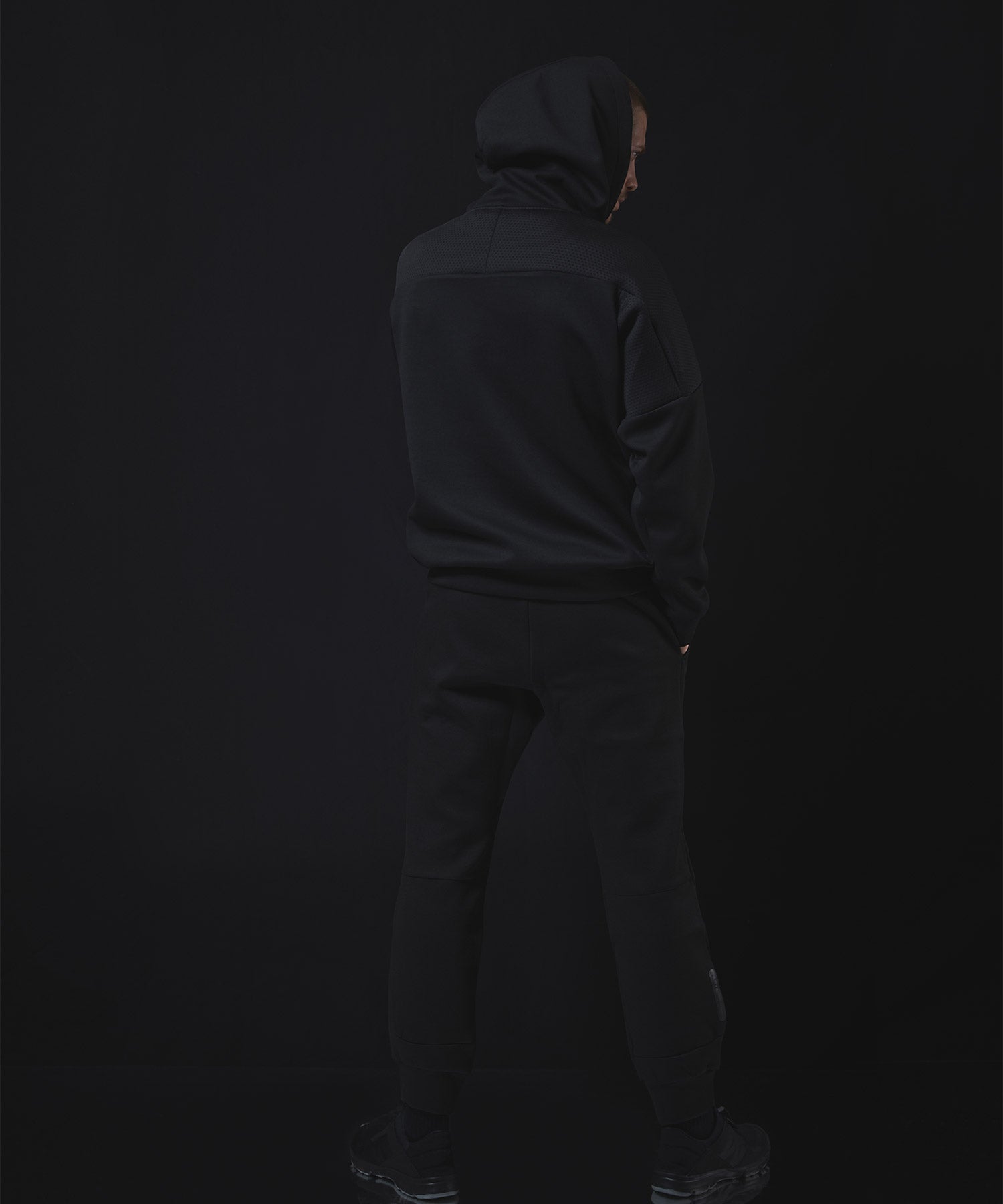 AIR KNIT PULL À CAPUCHE