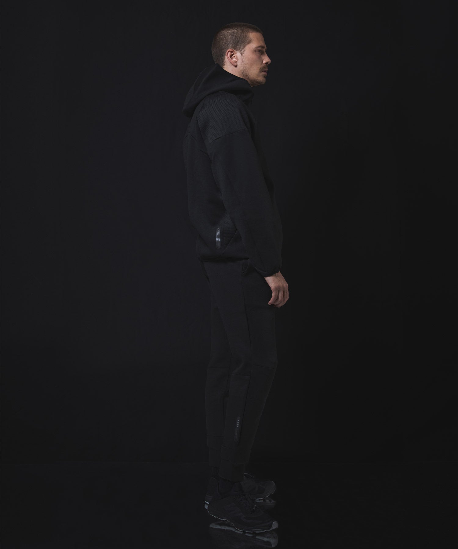 Sweat à capuche zippé en tricot air