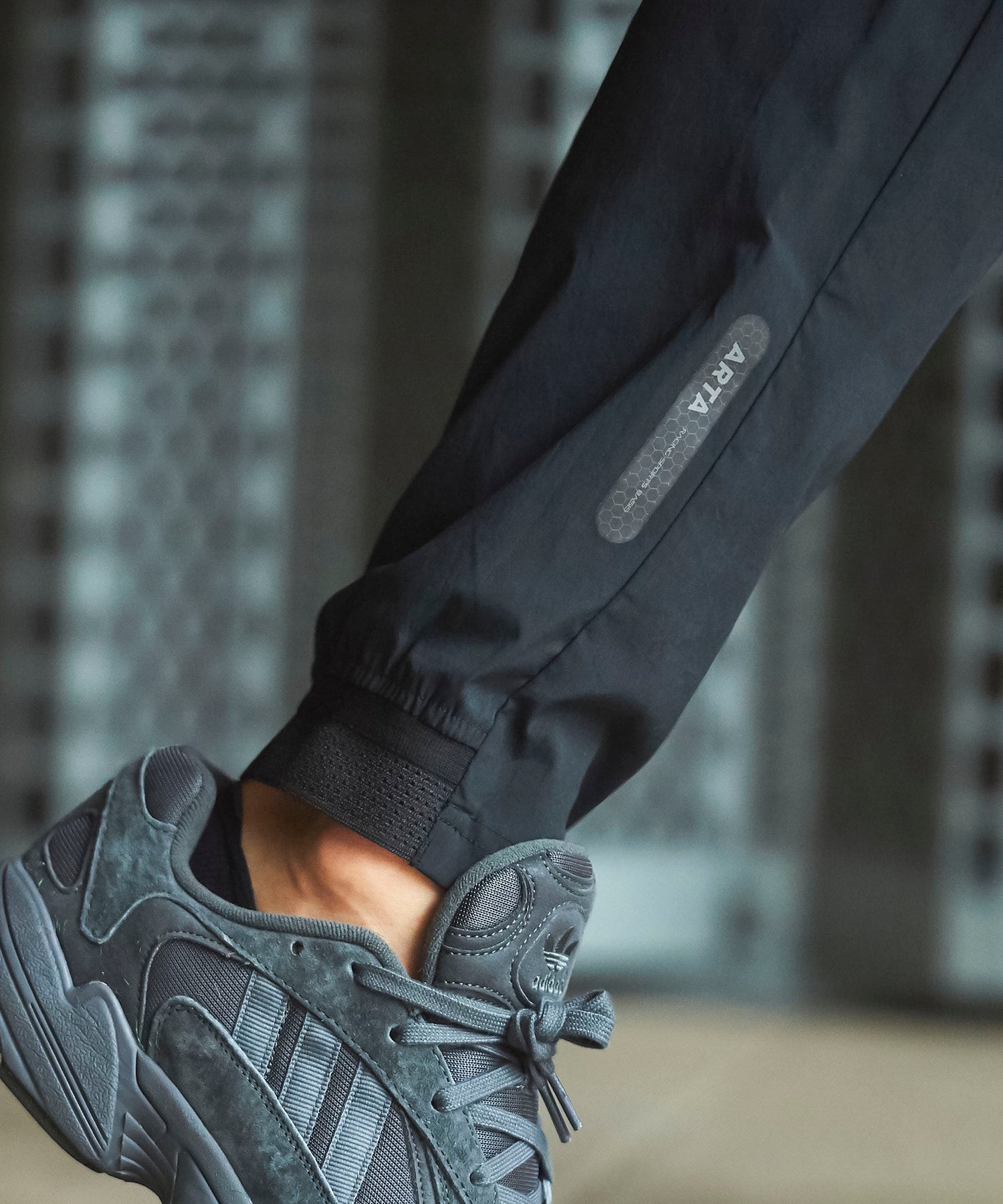 STRETCH WOVEN PANTS