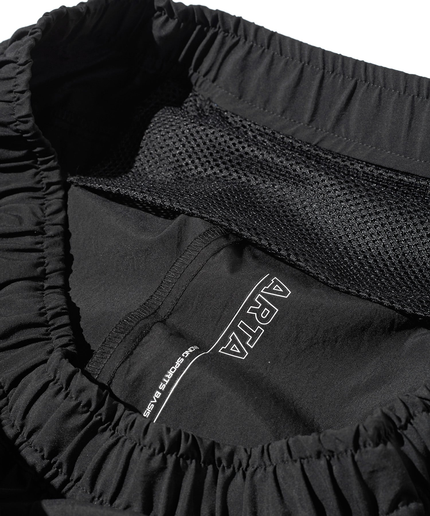 WOVEN CARGO SHORTS