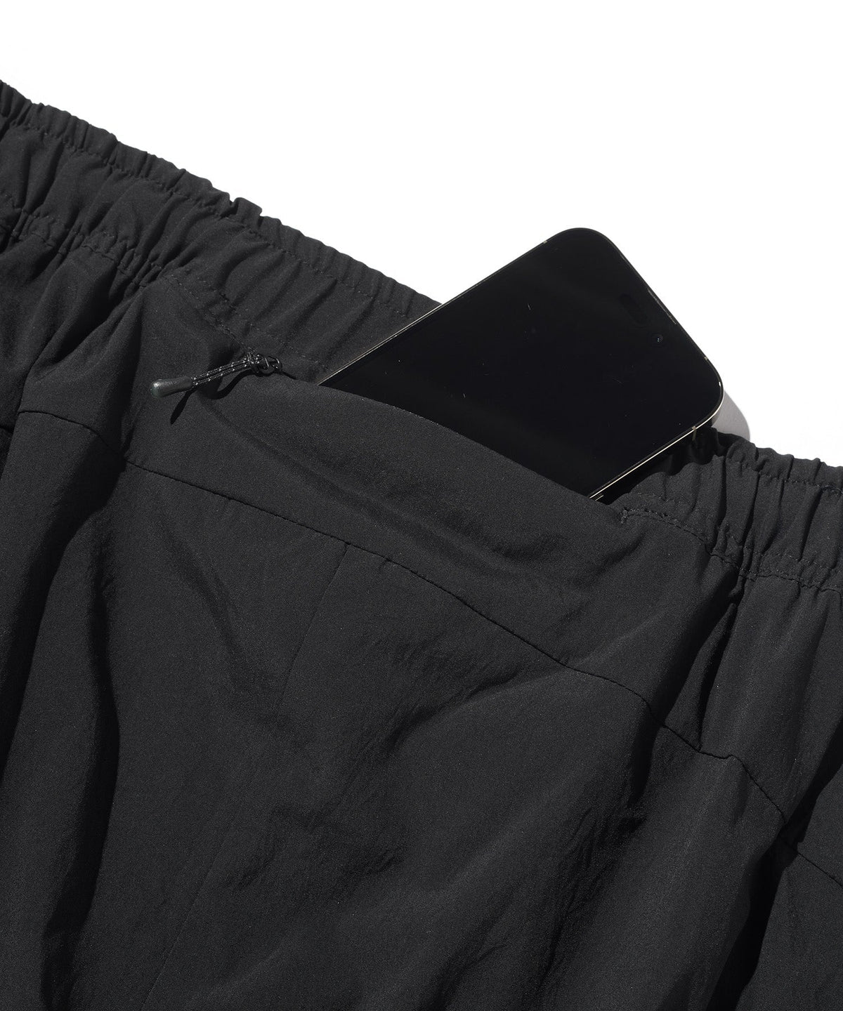 WOVEN CARGO SHORTS
