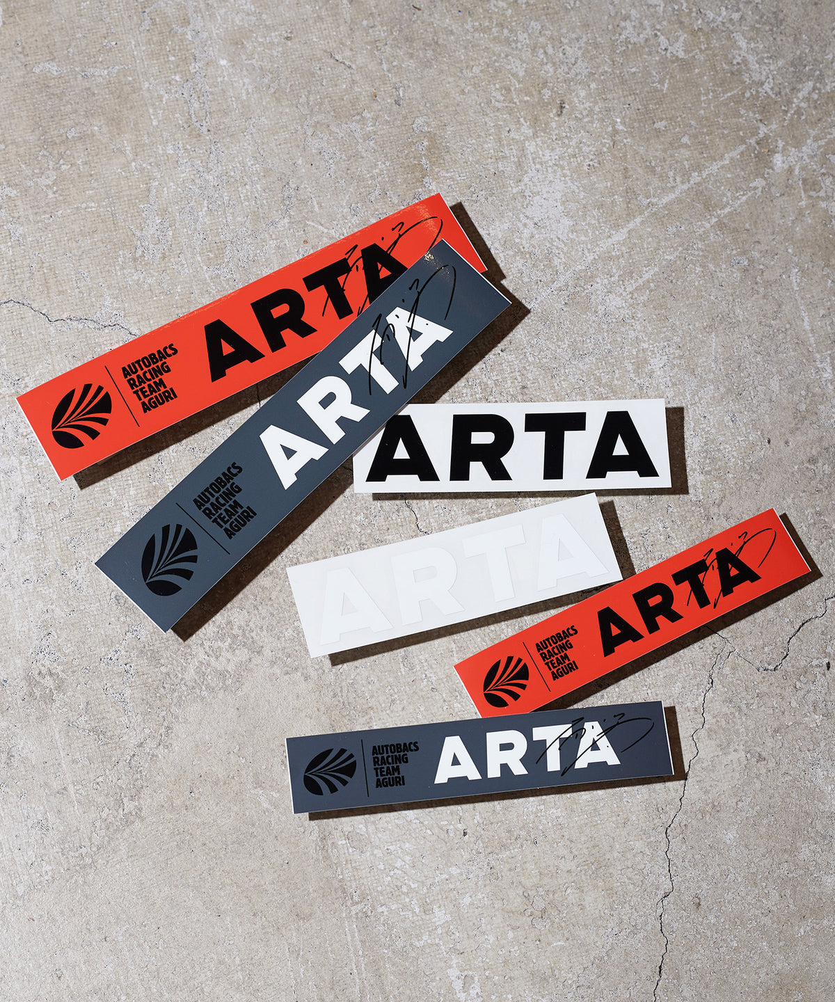 AUTOGRAPHED LOGO STICKER S