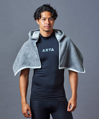 ARTA HOODED TOWEL