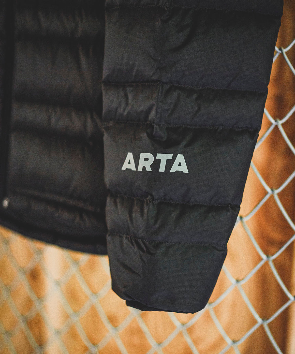 UNDER ARMOUR ARTA DOWN JACKET