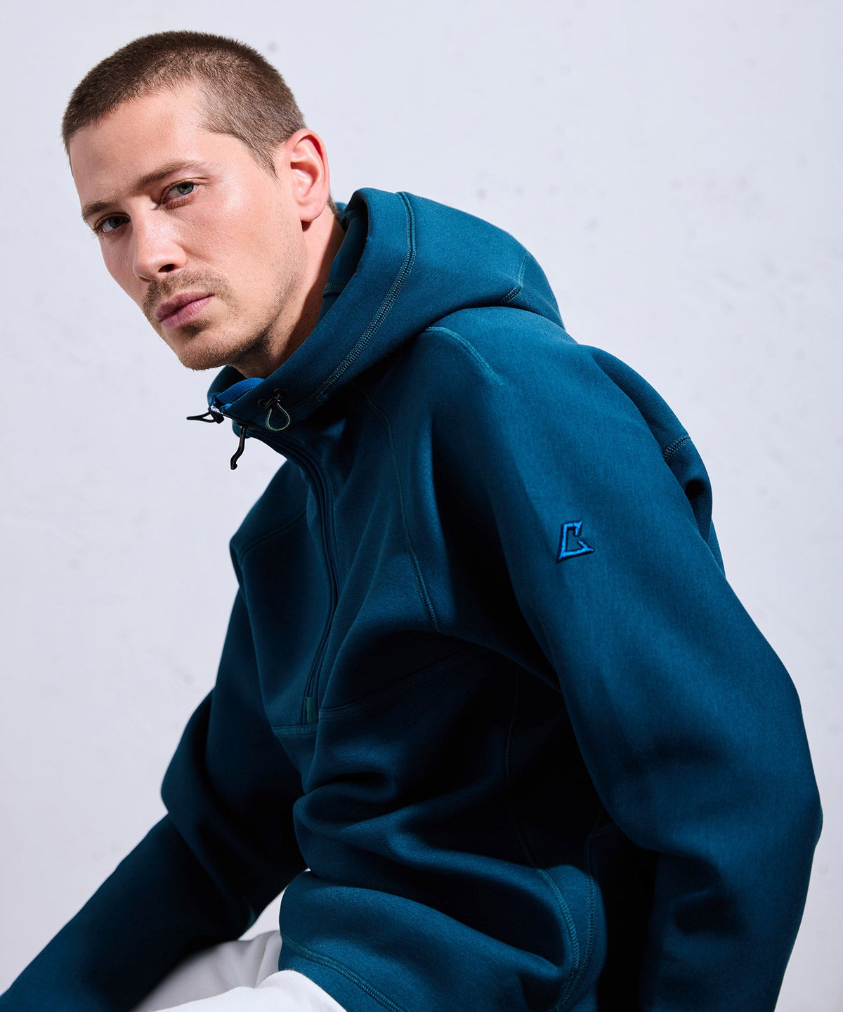 ARTA CVSTOS TECH Sweat à capuche en tricot AIR
