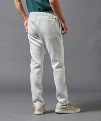 ARTA CVSTOS TECH Pantalons en tricot air