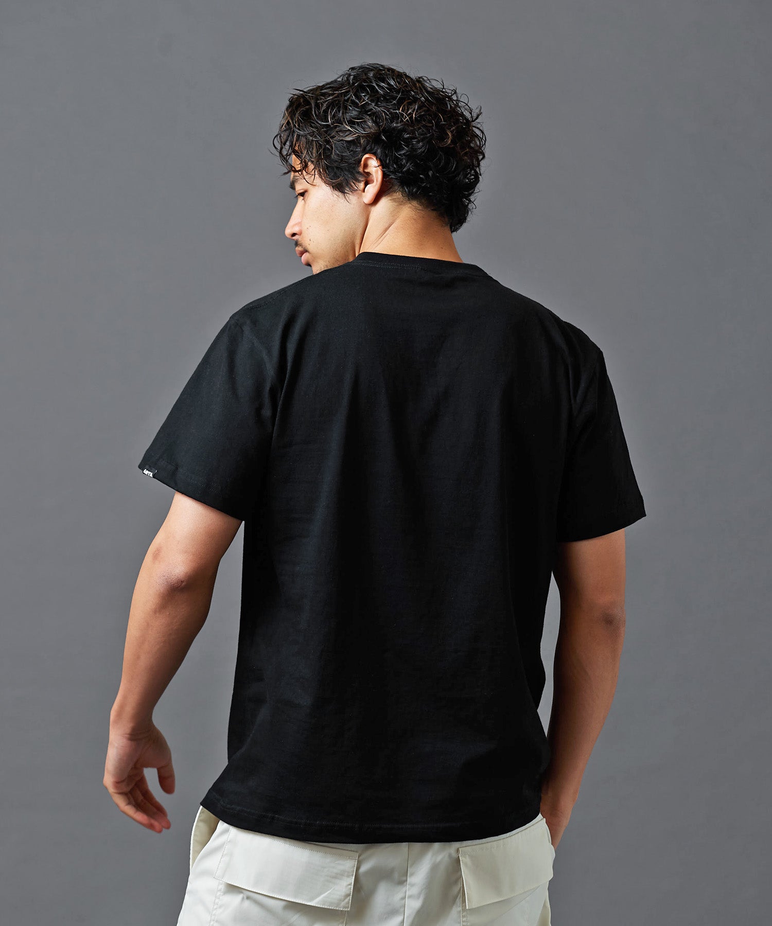 T-SHIRT À LOGO