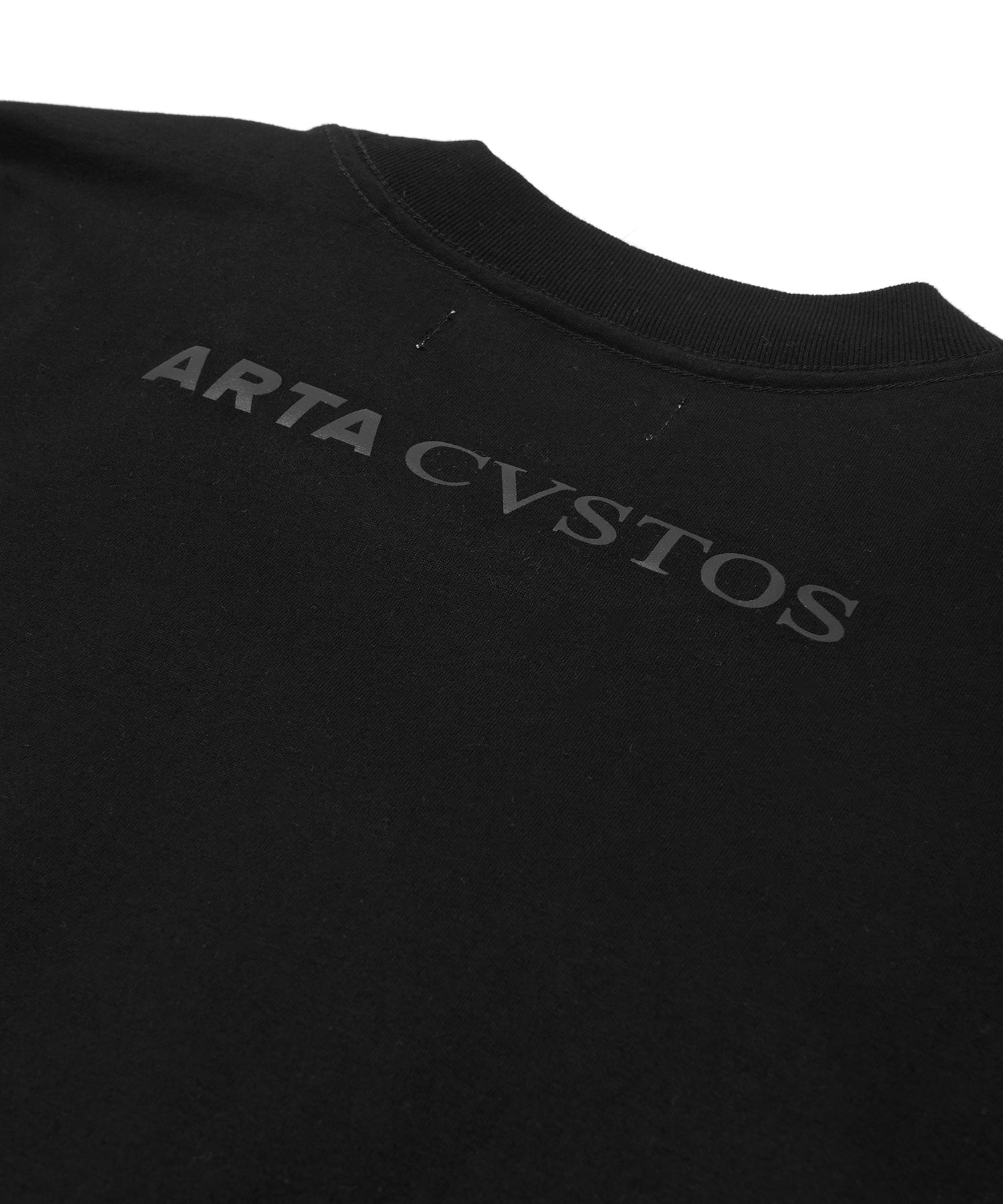 T-shirt ARTA CVSTOS à logo sur le dos