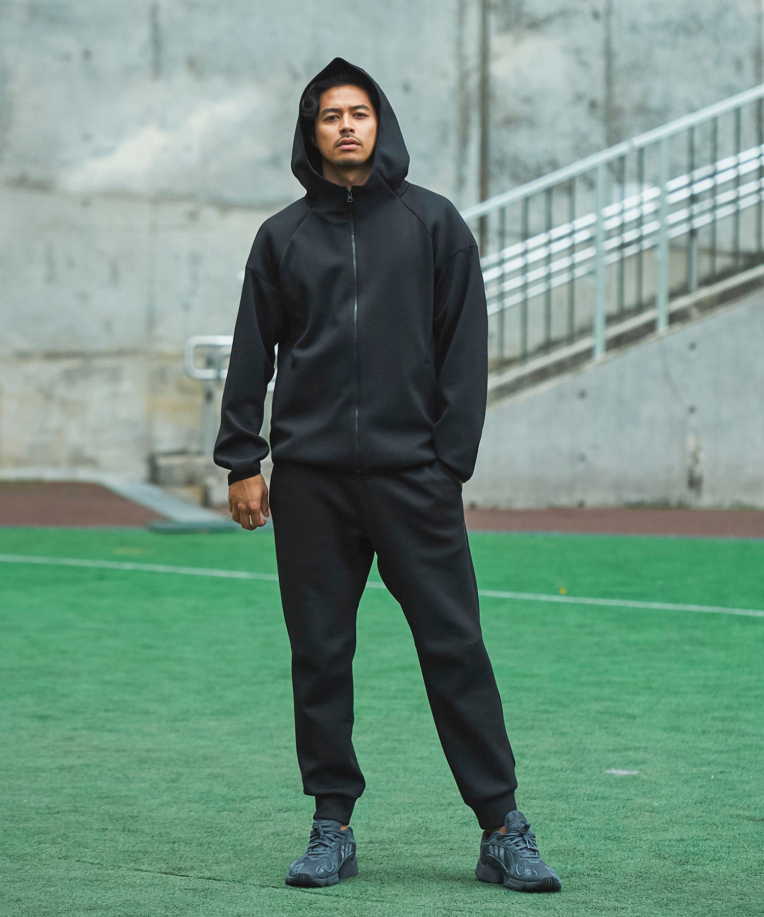 Sweat à capuche zippé en tricot air