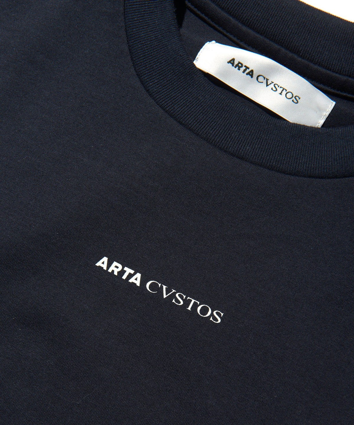 T-shirt à manches longues ARTA CVSTOS avec logo sur le devant