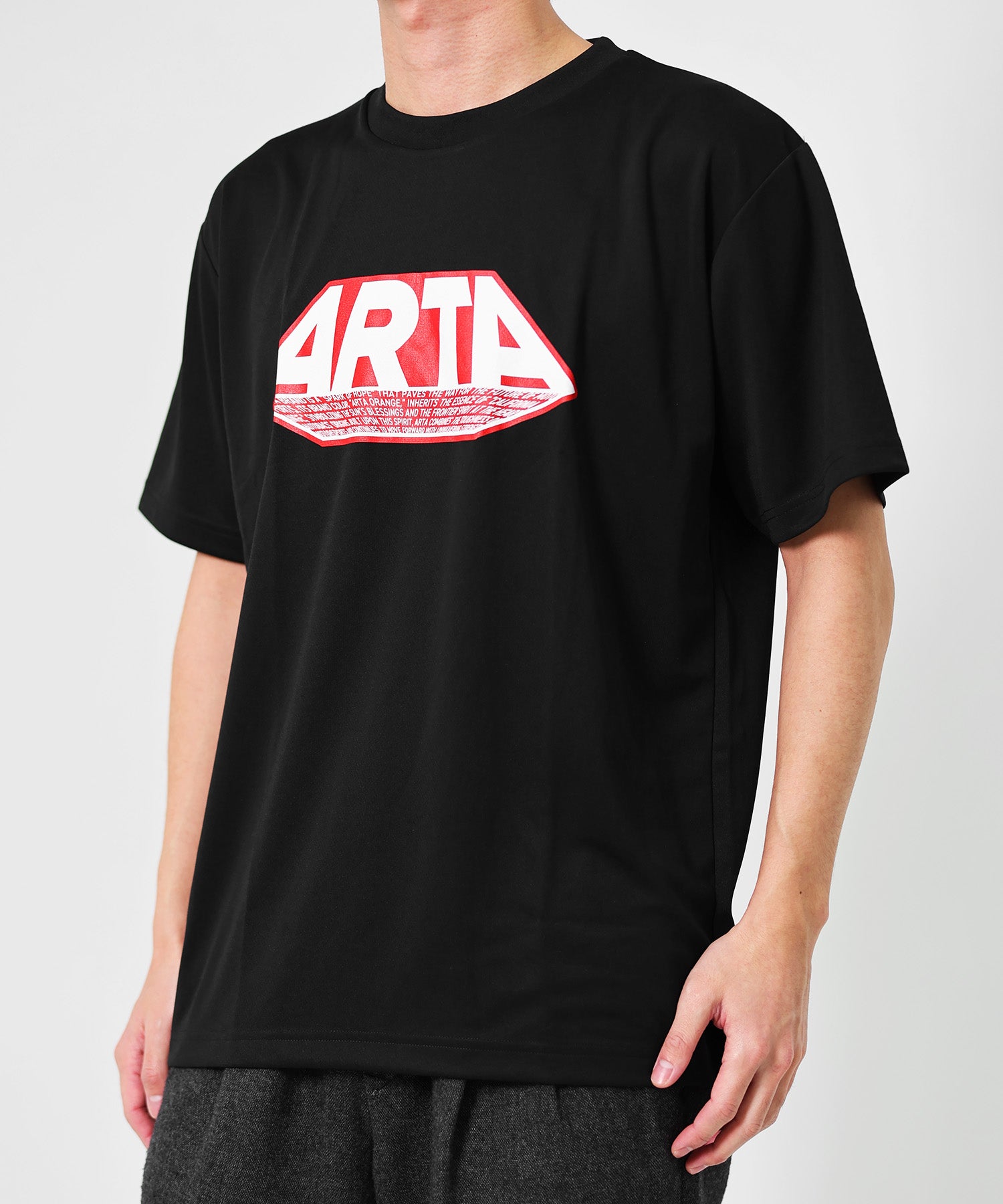 ARTA TYPOGRAPHY S/S Tシャツ