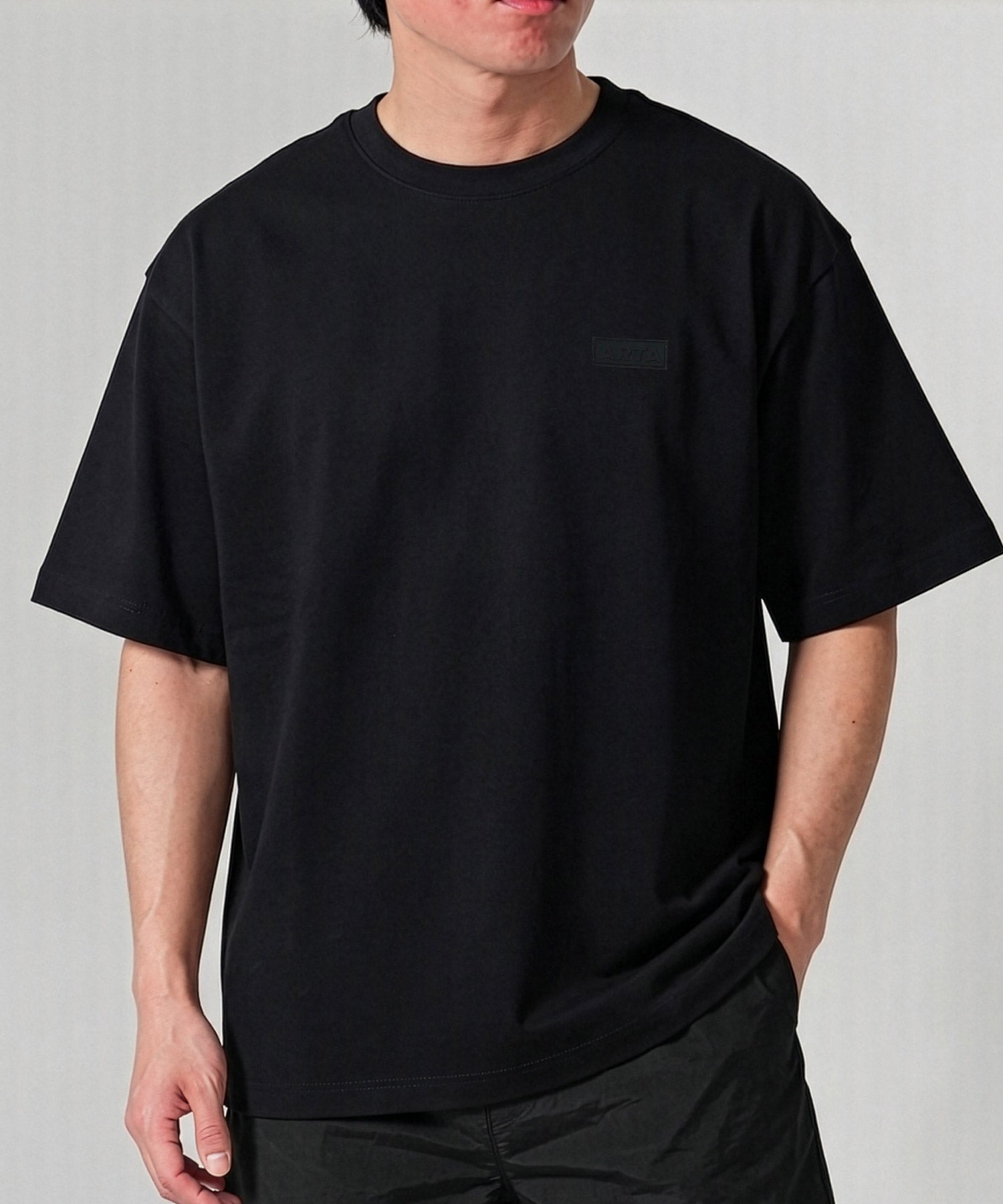 URBAN-SHADE TEE