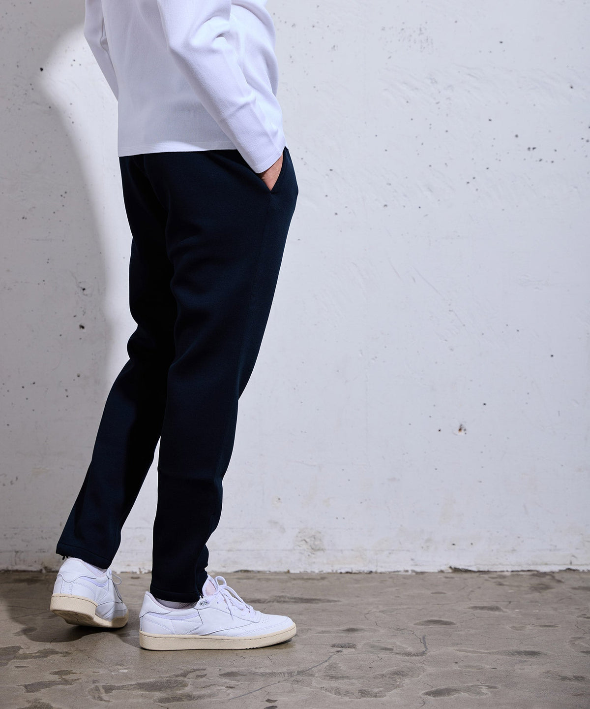 ARTA CVSTOS TECH Pantalons en tricot air