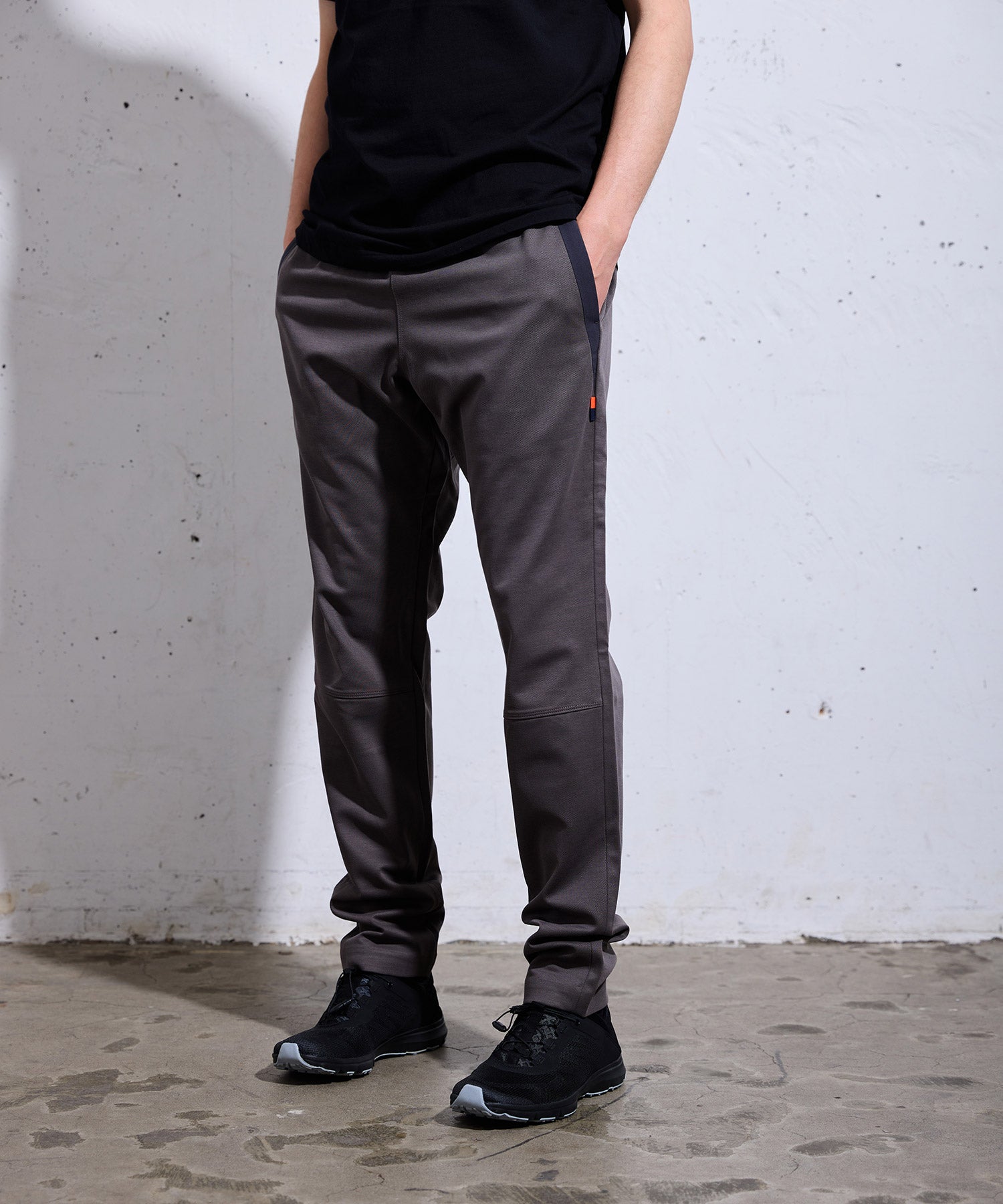 ARTA CVSTOS PANTALONS EFFILÉS
