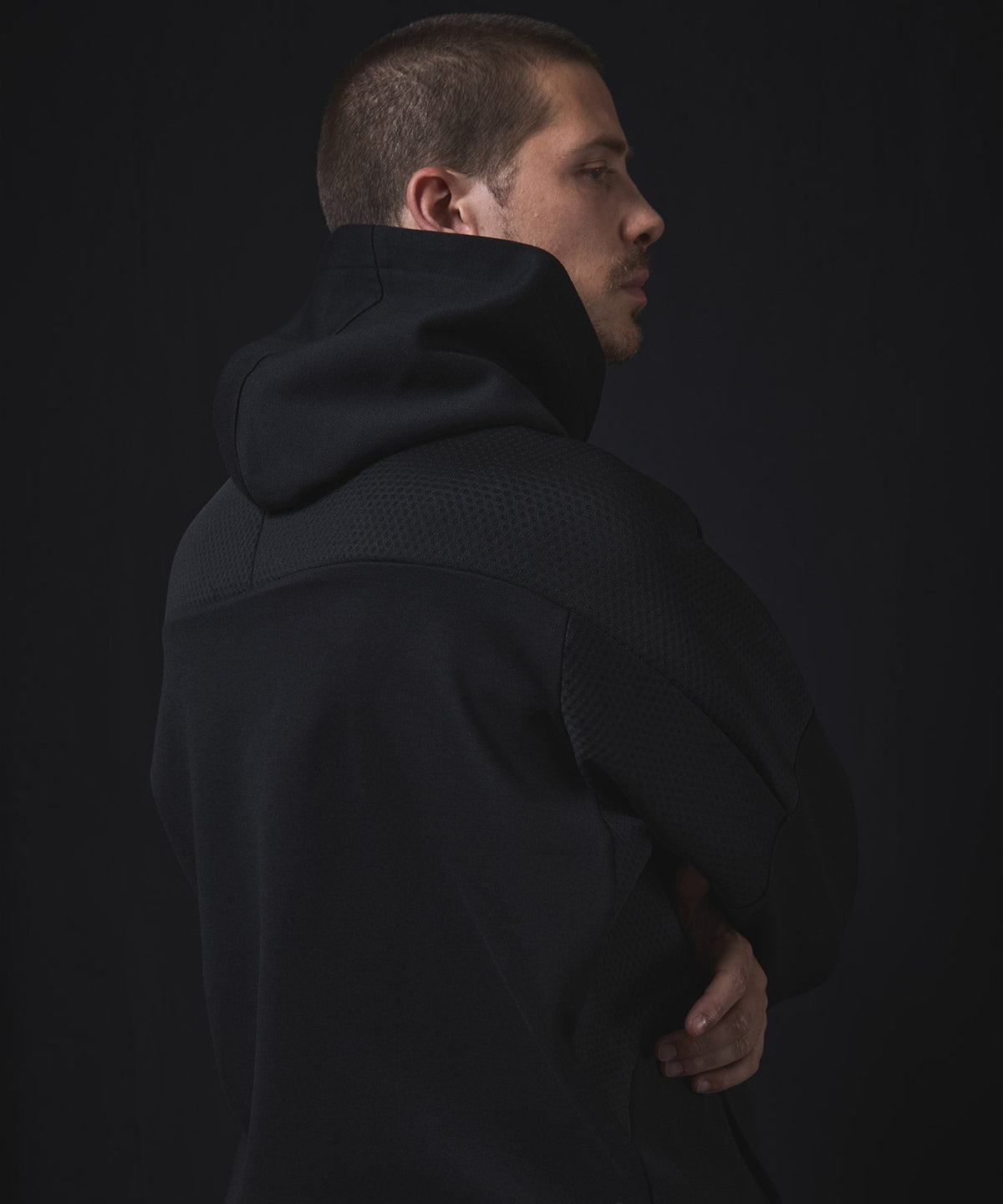 AIR KNIT PULL À CAPUCHE