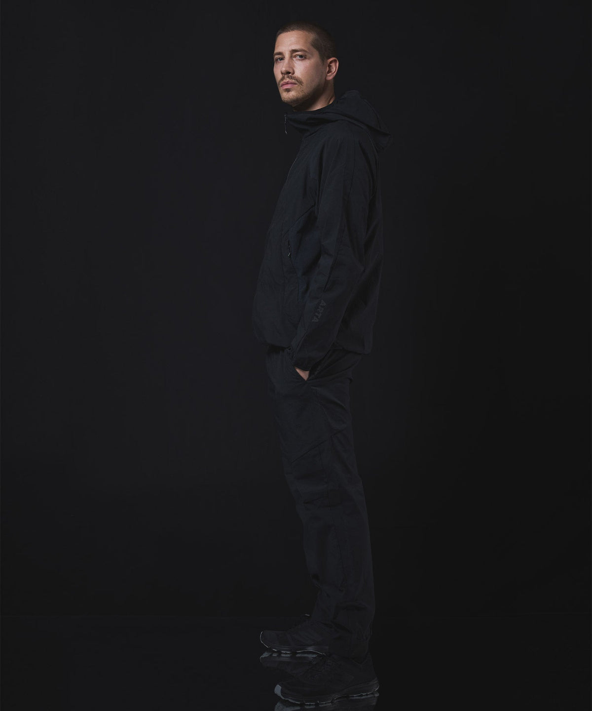STRETCH WOVEN JACKET
